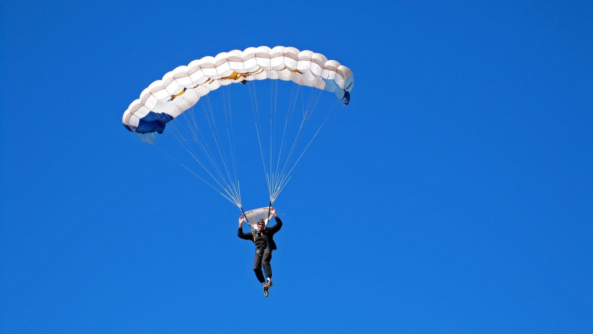 乐鱼体育官网入口-篮球专项体能训练负荷科学调控技术，篮球专项负荷设计与安排